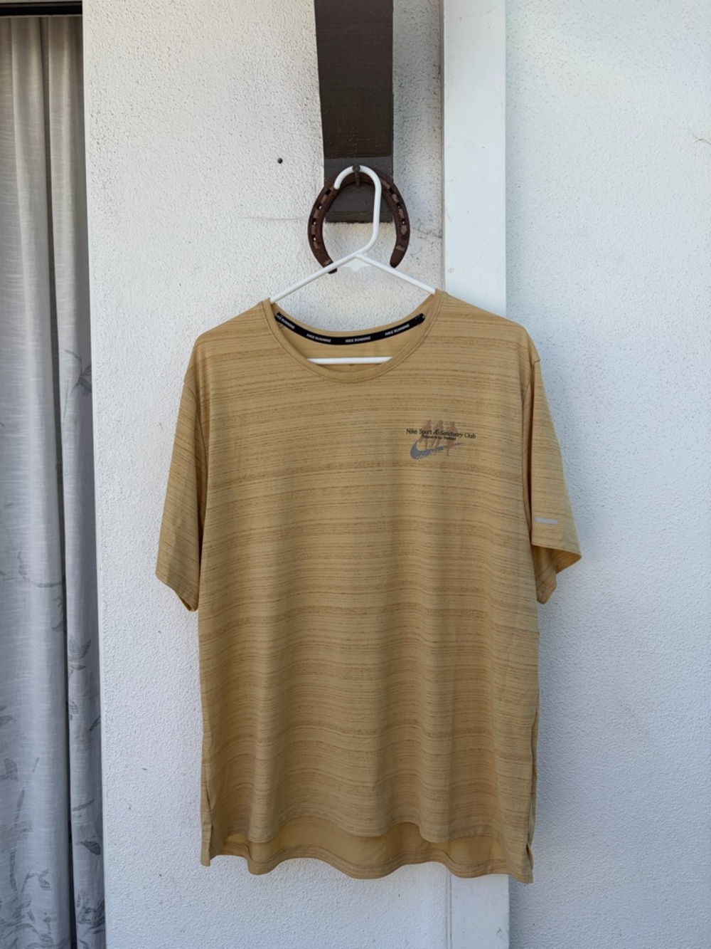 Men's Nike Sport and Sanctuary Club Dri-Fit Running Shirt (XL)